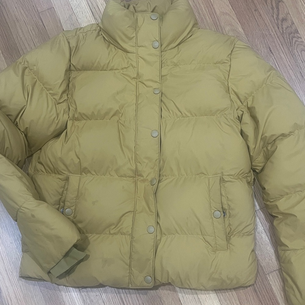 Patagonia Women's Mustard Puffer Jacket